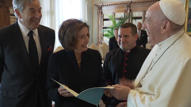 Francisco se reúne con Nancy Pelosi e...