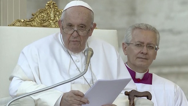 Papa Francisco : “En las crisis no toméis el camino fácil”