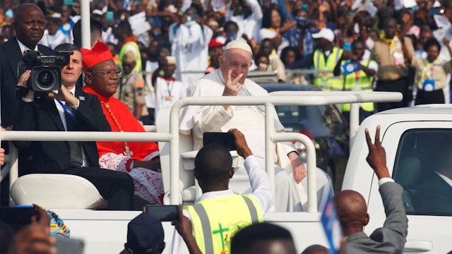 Pope Francis sparks enthusiasm in the people of the D.R.C: Say no to corruption