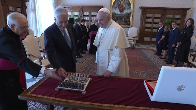 Presidente de Chile regala un ajedrez...