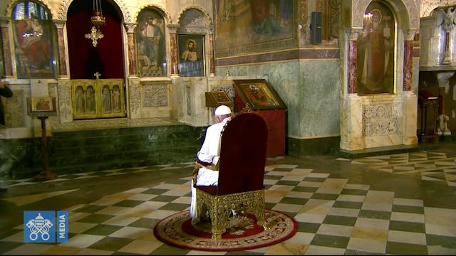 Pope prays before the Throne of Sts. ...
