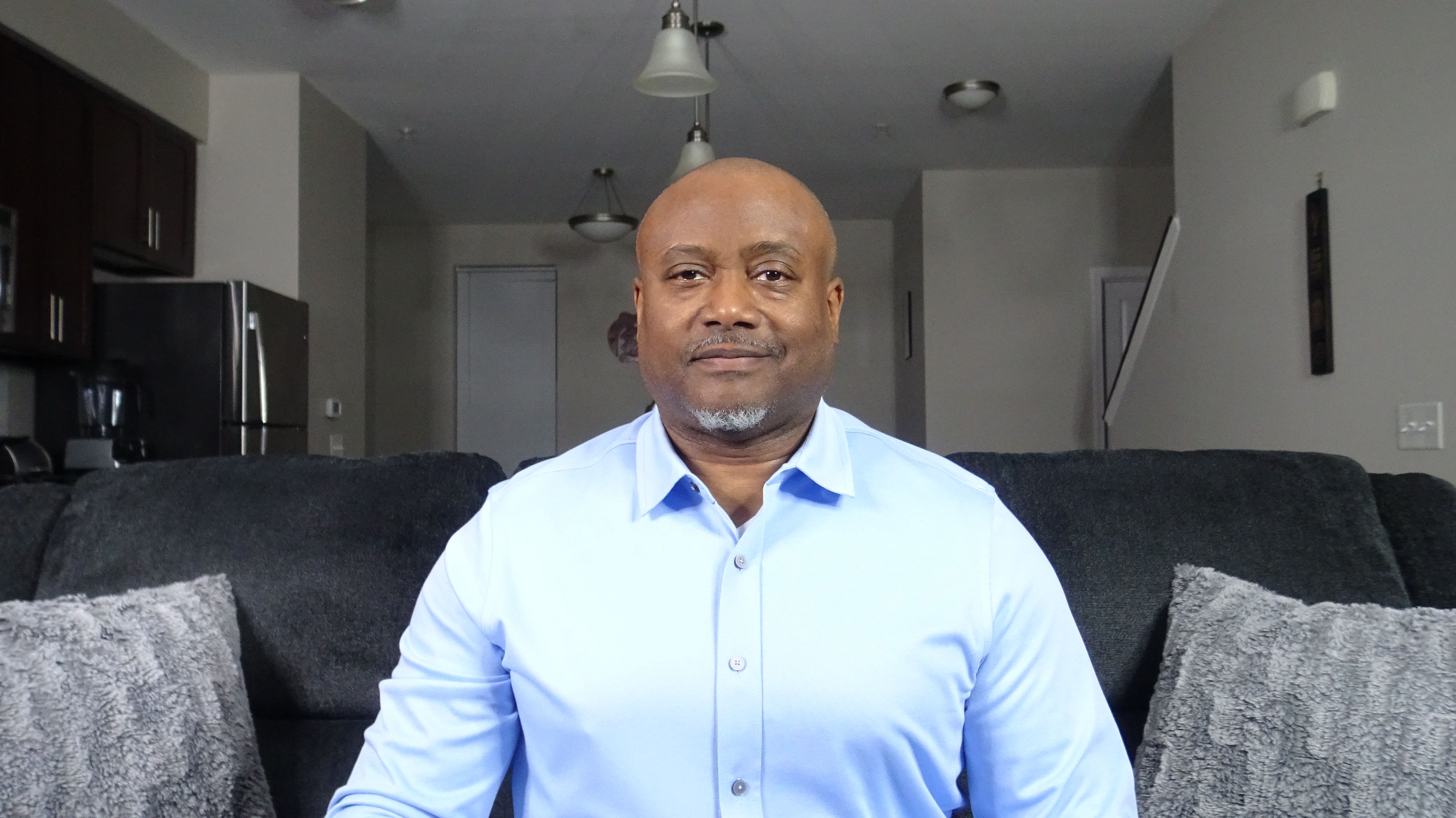 Women's Seduction Styles - Praising Their Marks