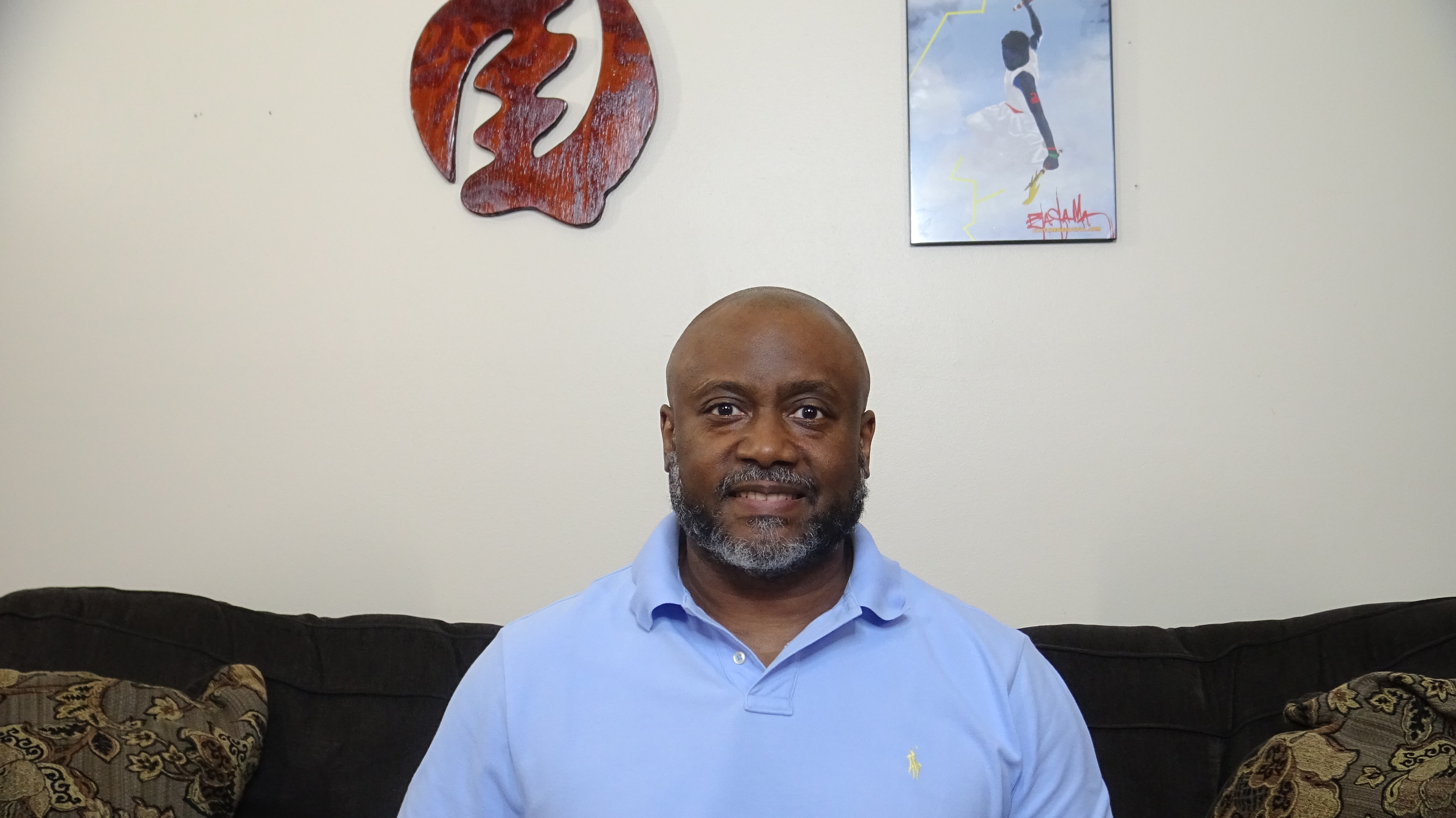 A Player's Eyes - The Games Women Play: Escort Game