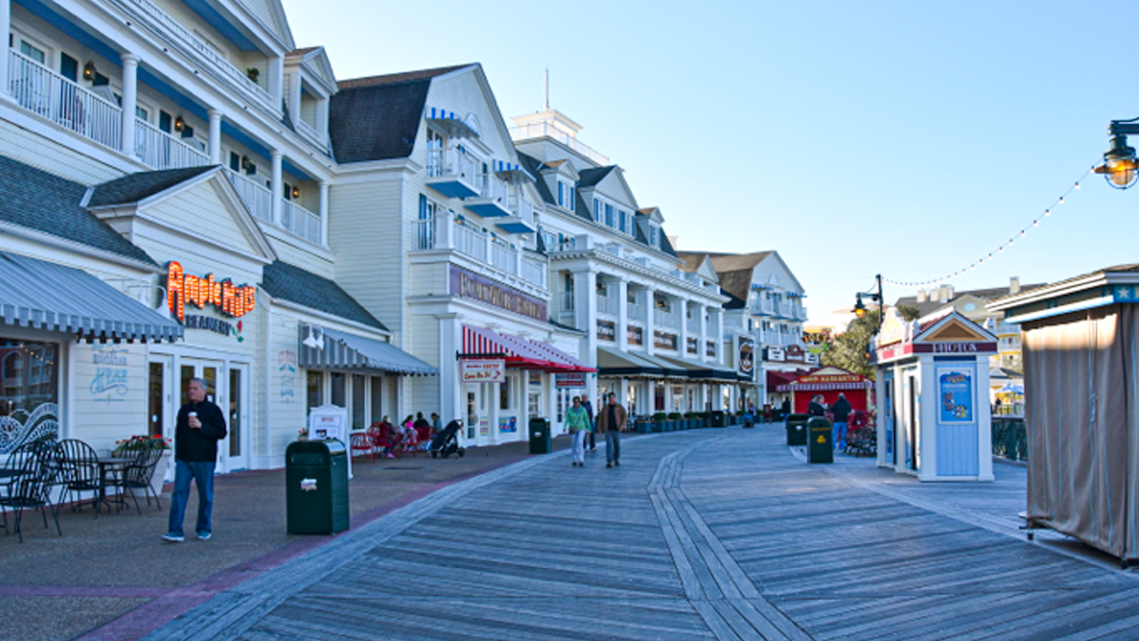 Daytime Walkie Talkie