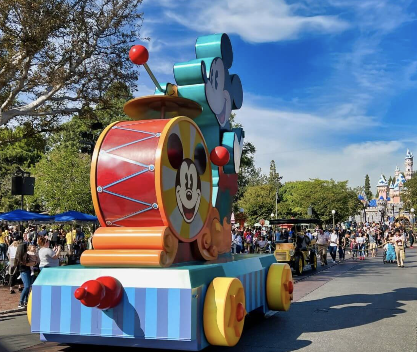 Disneyland Character Cavalcade 