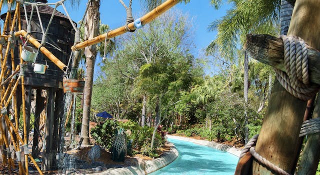 Typhoon Lagoon: More Castaway Creek (...