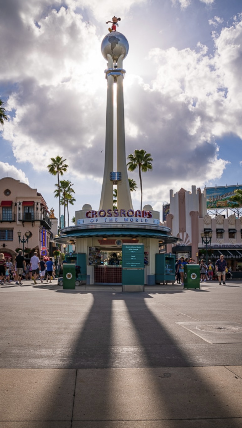 Walking around Hollywood Studios 