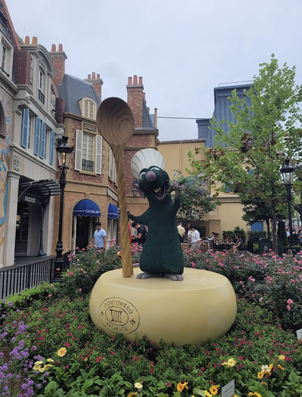 The Summer of Ellis: Remy's Ratatouille Adventure