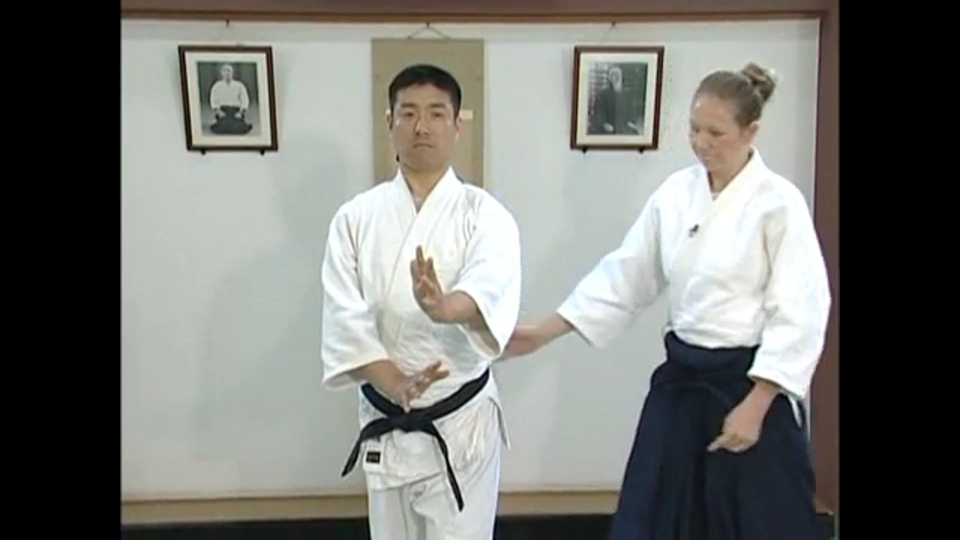 左半身の構え Hidari hanmi no Kamae