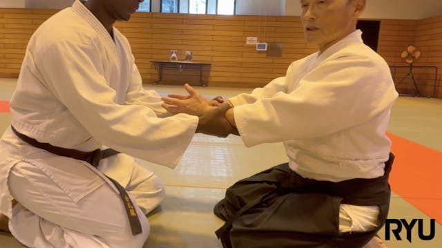 座り技両手持ち呼吸法（四）Suwari waza ryote mochi ...