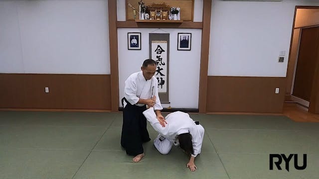 肘持ち三ヶ条抑え（一）Hiji mochi sankajo osae (1...