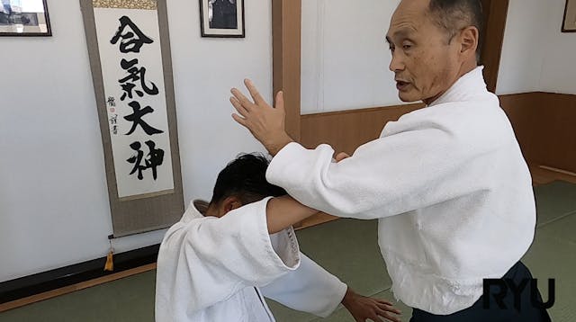 先生！質問なんですけど！肘持ち二ヶ条抑え（二）QUESTION: Hiji...