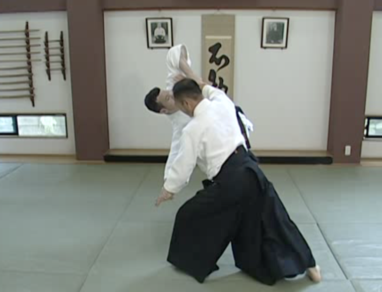 両手持ち天地投げ(一) Ryote mochi tenchinage (1)