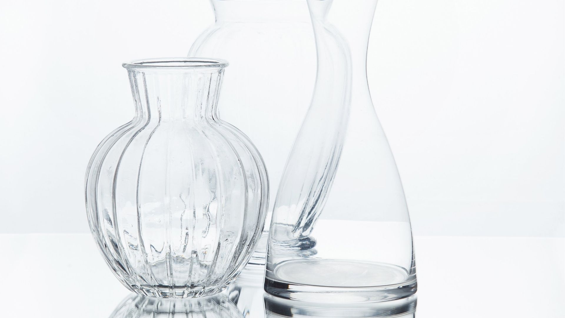 Safely empty a large glass vase