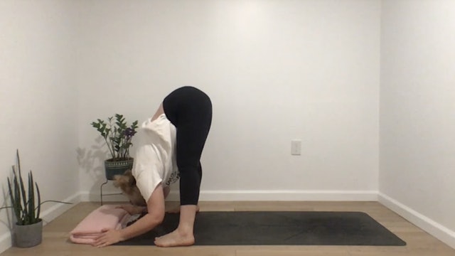 {sacred}sweat with Annelise, 40 Mins (Live 3.24.21)