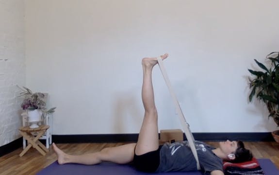 Yin Flow with Malerie, 60 minutes (6/1)