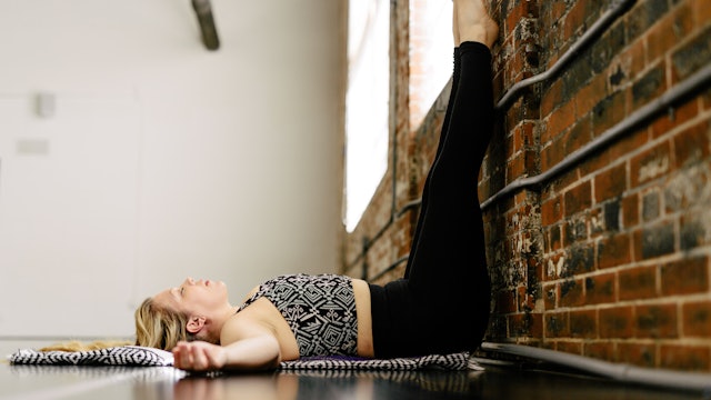 Yin + Restore + Nidra with Annelise, 50 minutes (Live Jan 11)