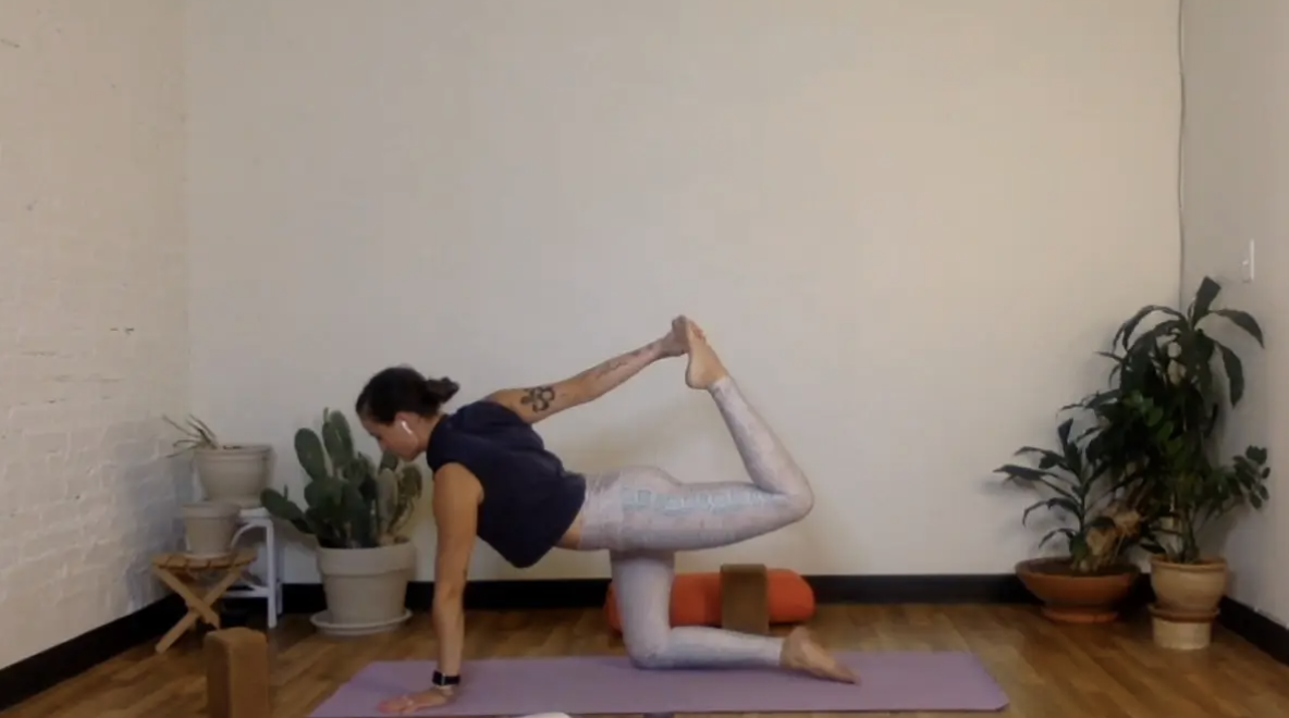 {sacred} Flow All Levels with Alyx, 30 Mins (Live 4.29.21)