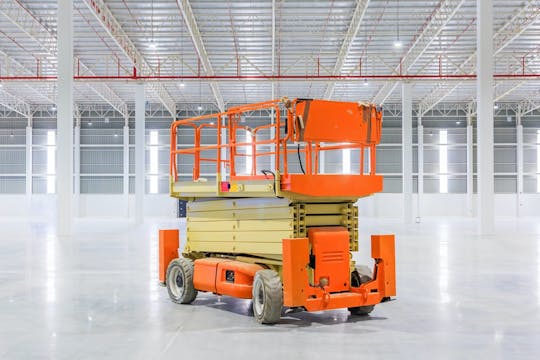 Scissor Lifts - Video ToolBox Talk