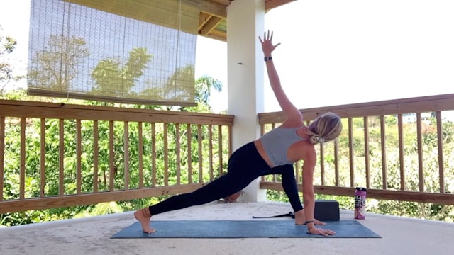 Yoga For Surfers | Flow for Knee Resilience 