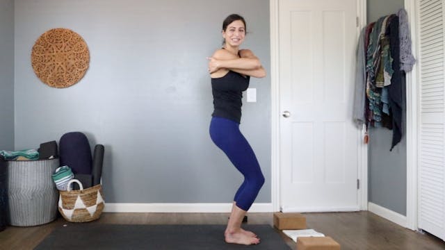 Active Align Yoga Shoulder Mechanics: Protraction + Retraction 65 min