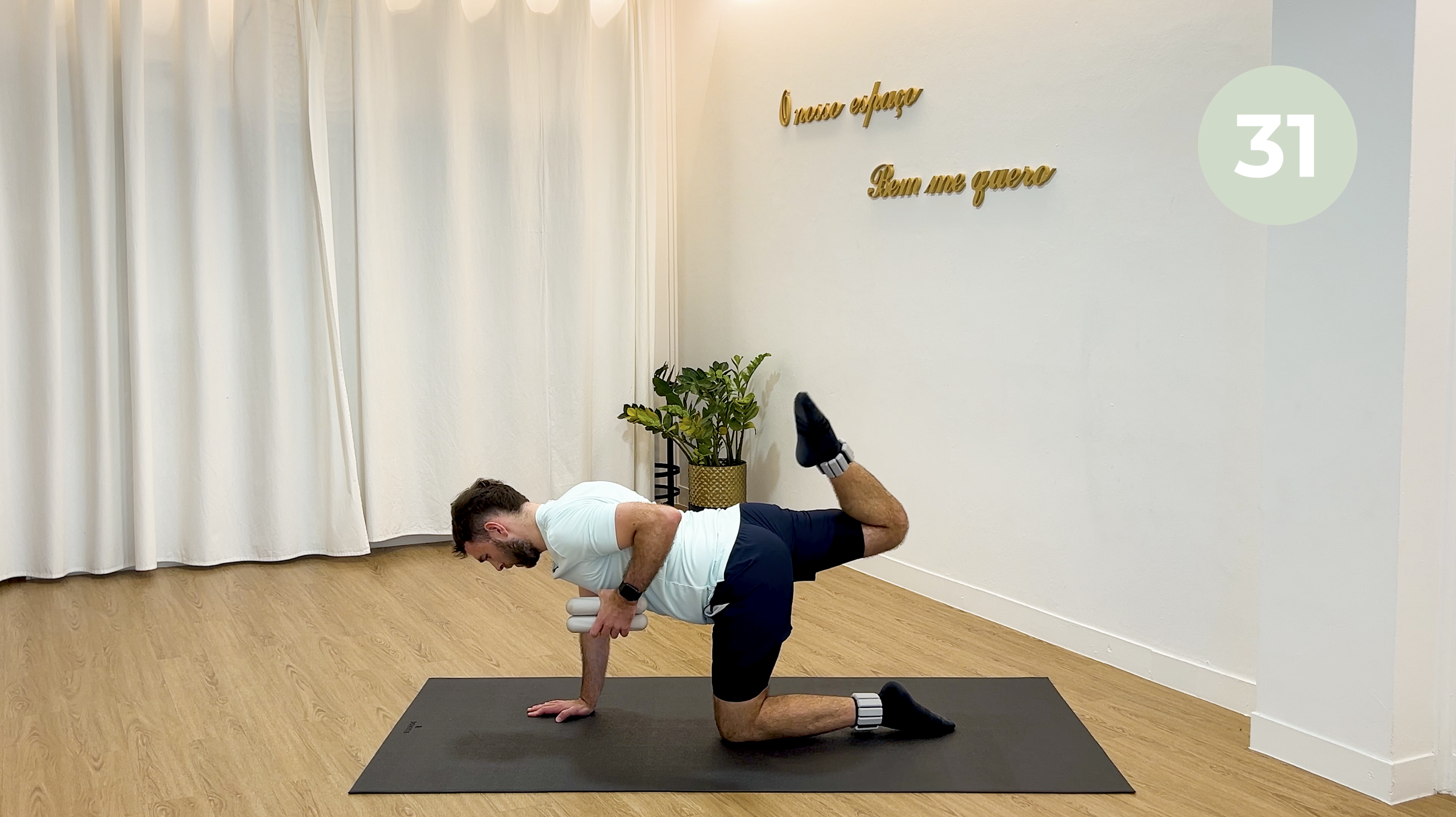 20 MIN POWER PILATES COSTAS, TRICEPS & GLÚTEOS