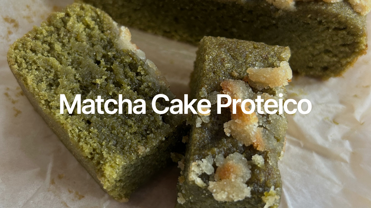 Matcha cake proteico
