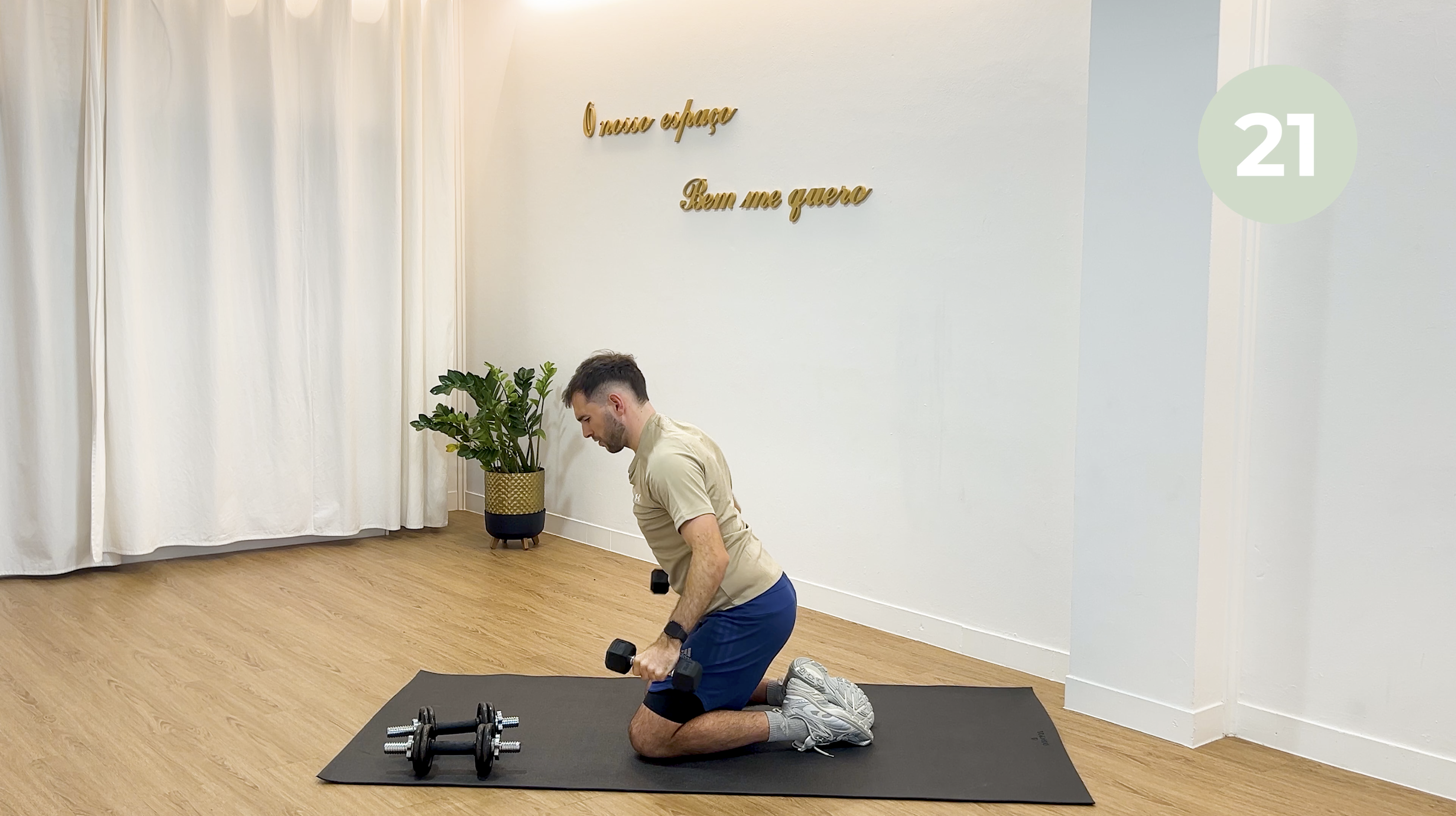 20 MIN OMBROS & PERNAS