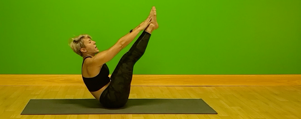 Strength #29 - Push Up/V-Up Challenge with Sarah