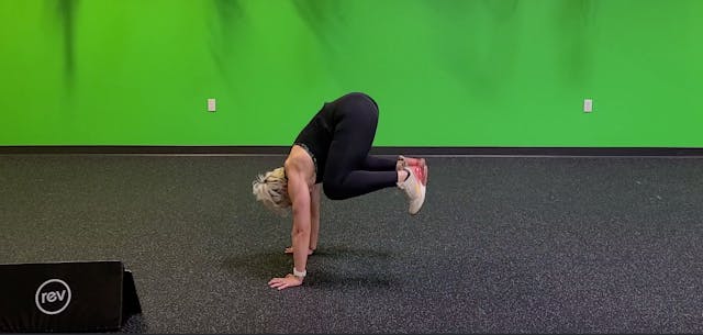 Bodyweight Tabata #6 with Sarah