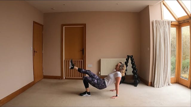 Sarah Mariani - Combat Cardio