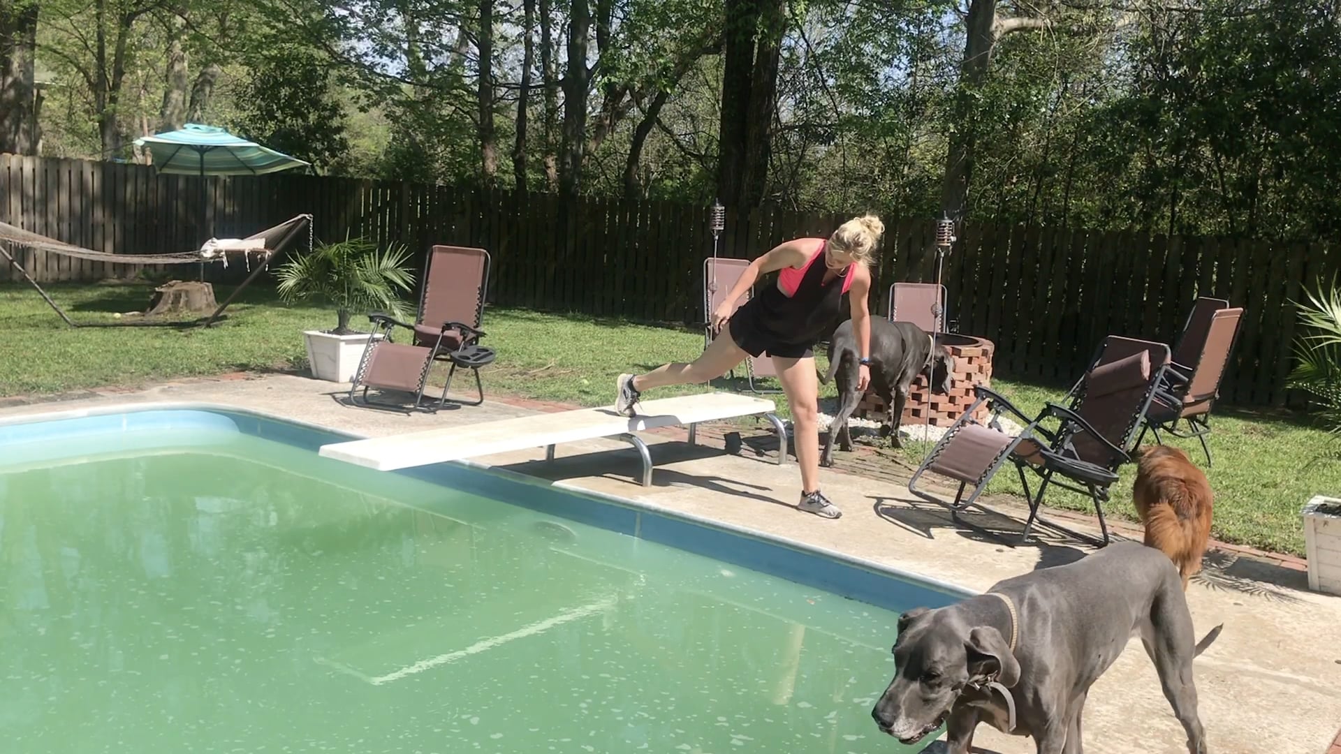 5 Minute Outdoor Workout | 3 exercises | 2 x 20