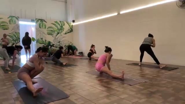 Vinyasa: Movilidad de cadera 09/jul/25
