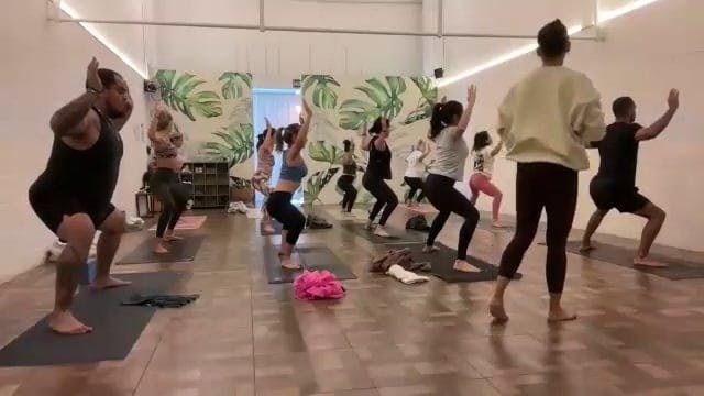 Vinyasa: Movilidad de cadera 11/nov/25