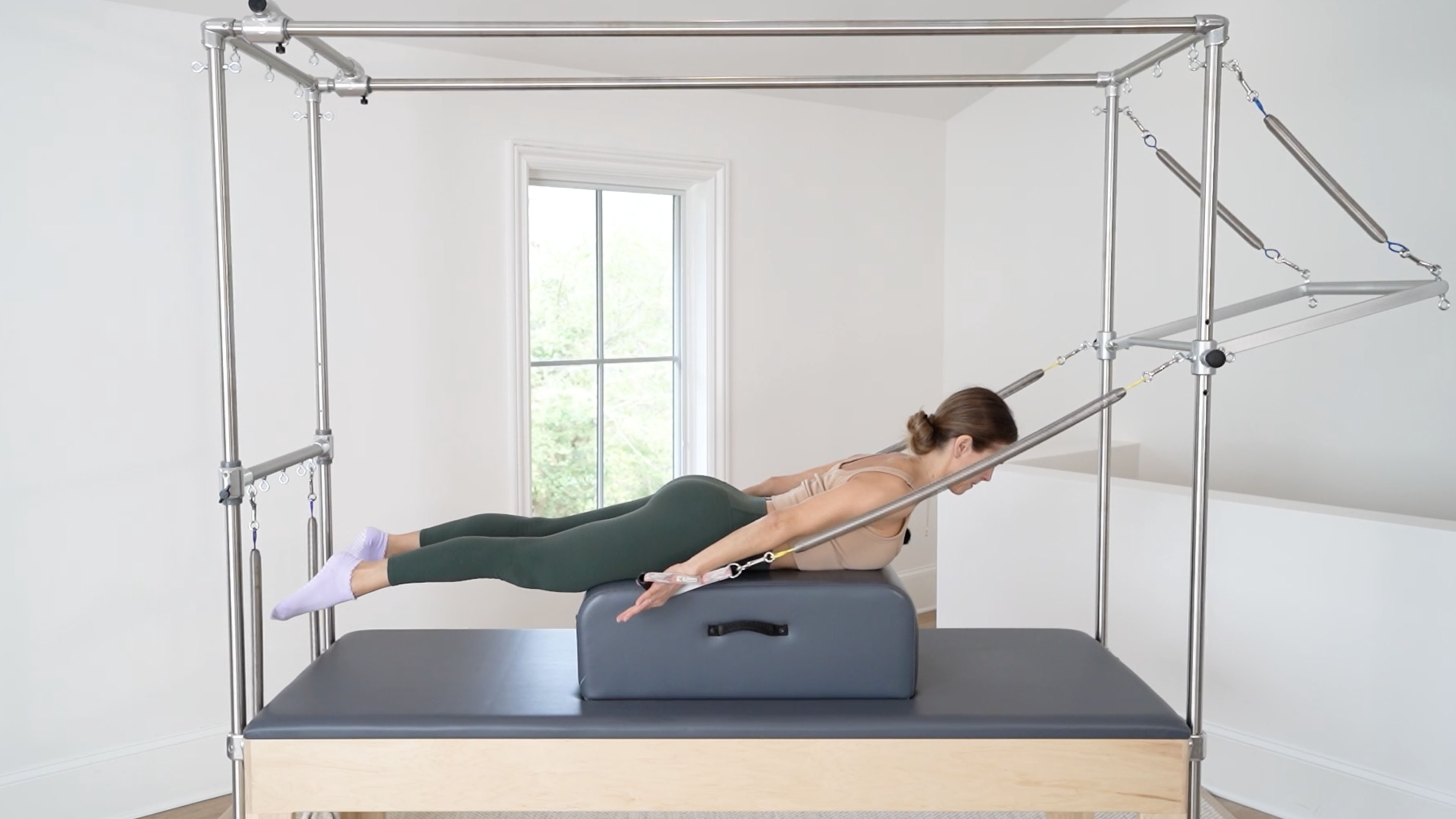 28 Min Total Body Tower Burn #578