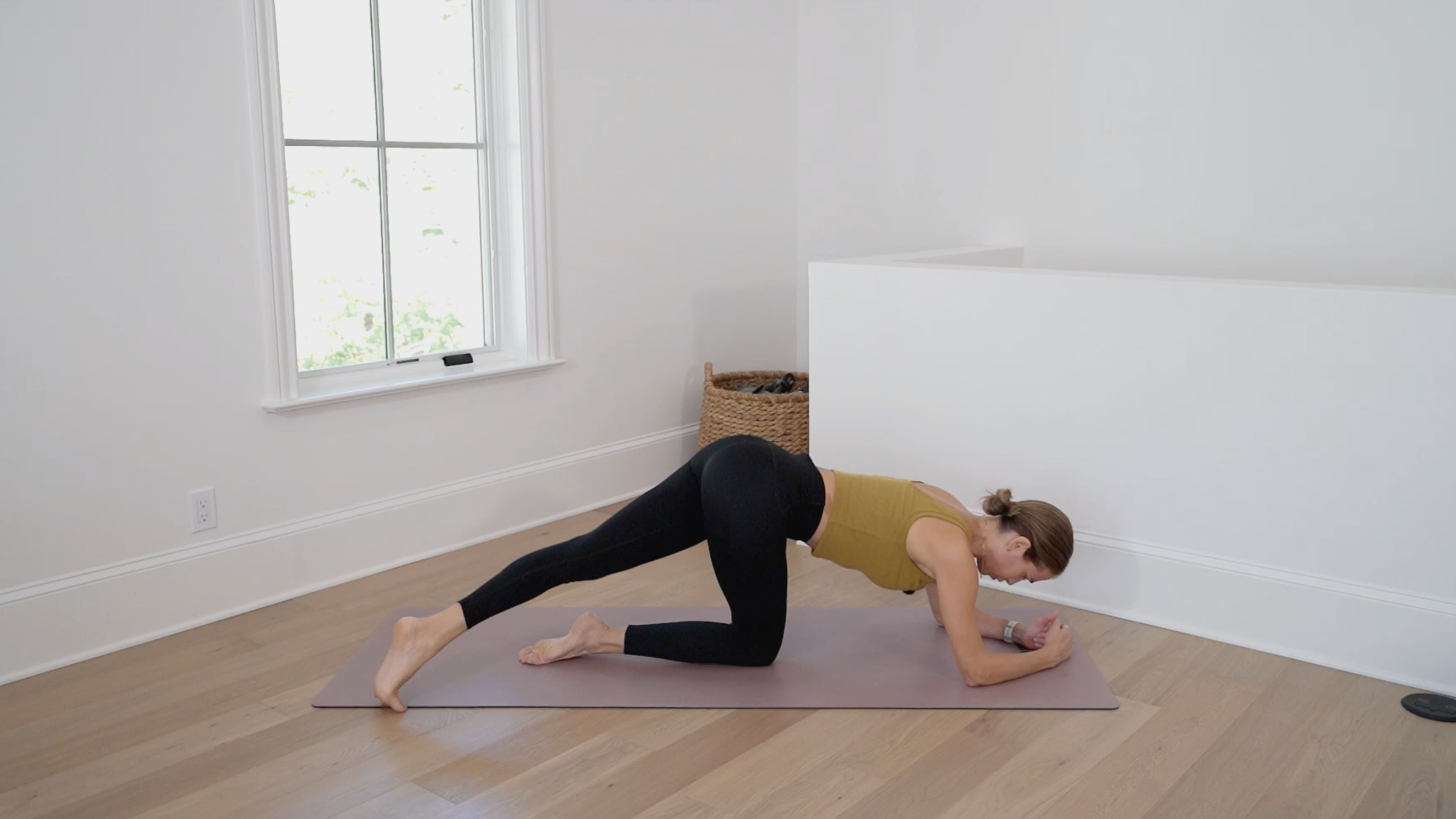 25 Min Body Weight Strength and Stretch #506