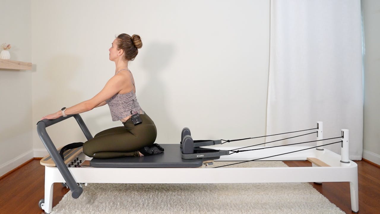 28 Min Upper Body With Spinal Mobility Focus Saran Pilates