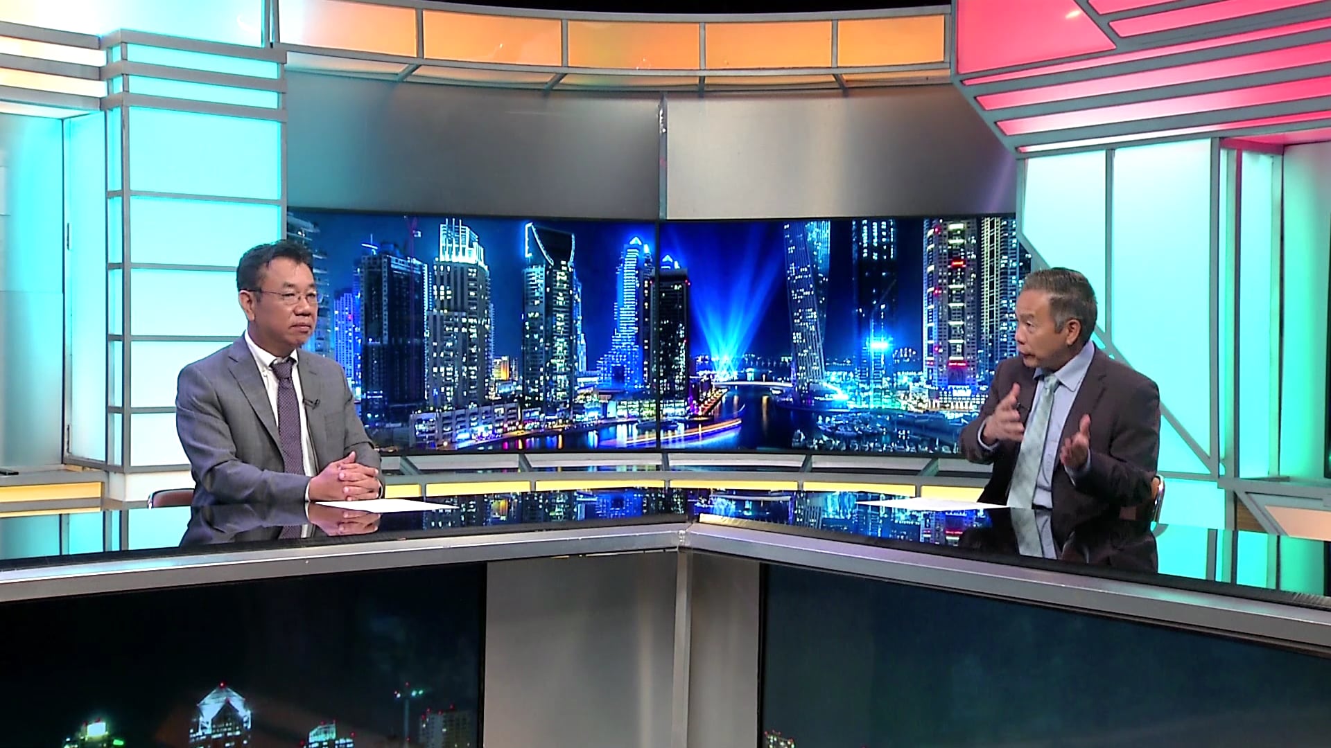 Bình Luận Tin Tức | 25/08/2020