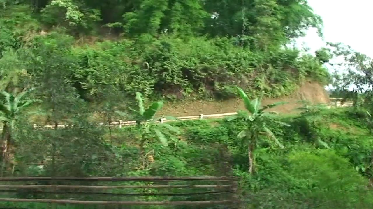 Hành Trình Xuyên Việt 05