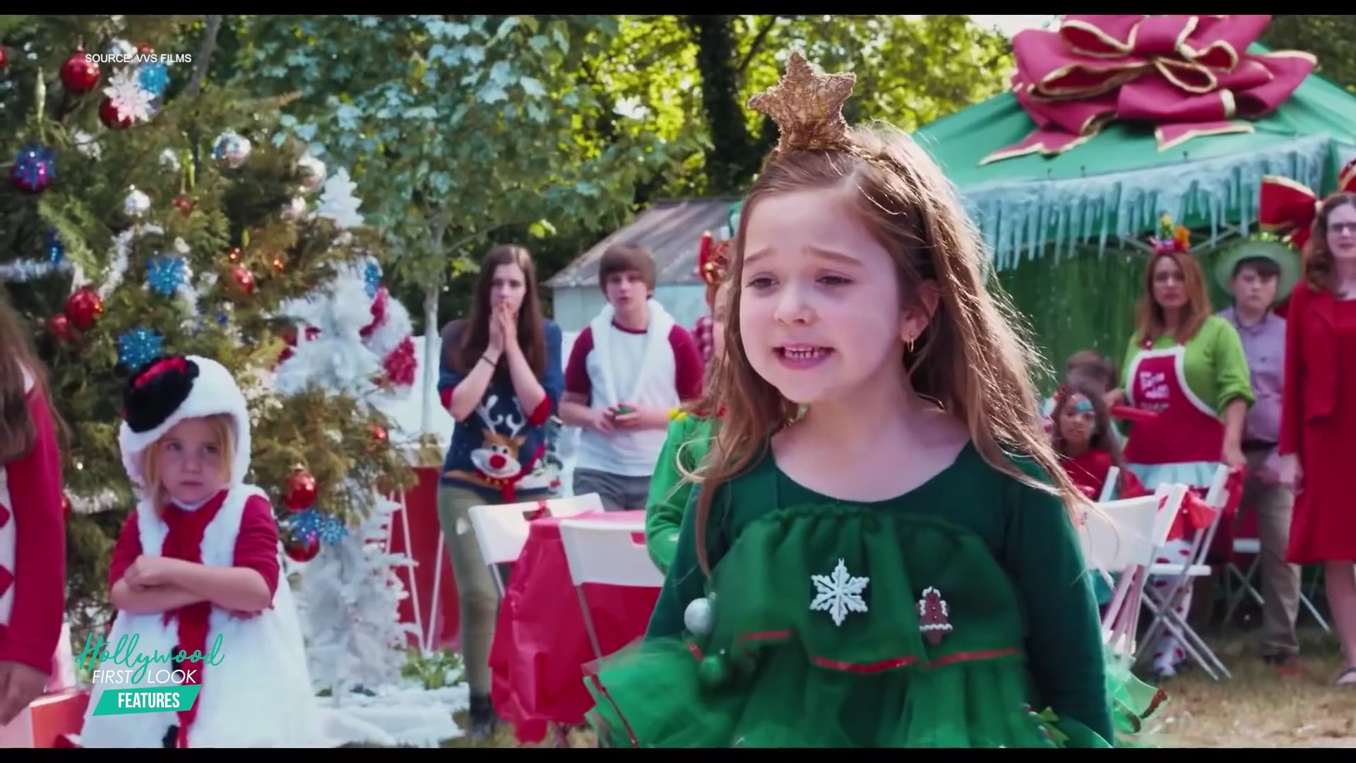 Hollywood First Look Features | 09/10/2020