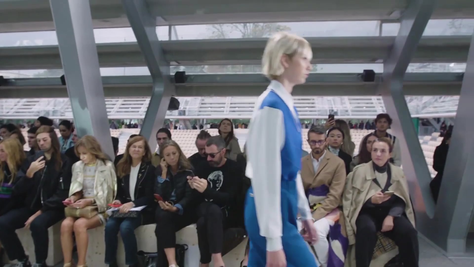 V News với Thuý Vi | Show 1055