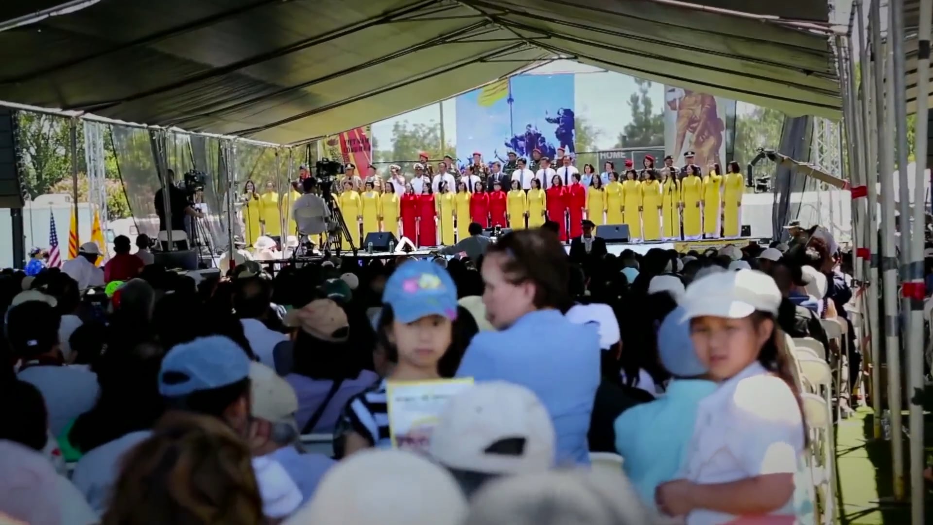 40 Năm Nhìn Lại - Phần 15