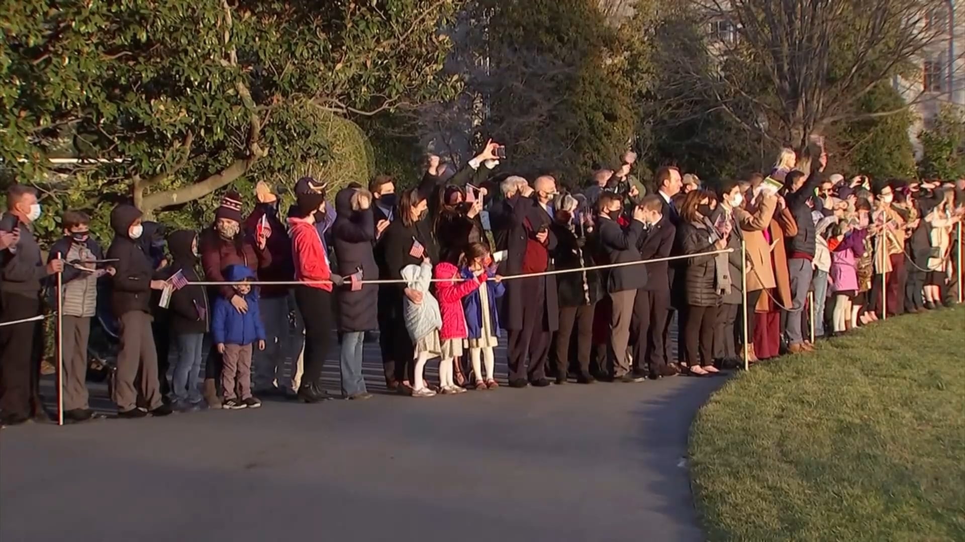 Tin Buổi Trưa | 28/12/2020