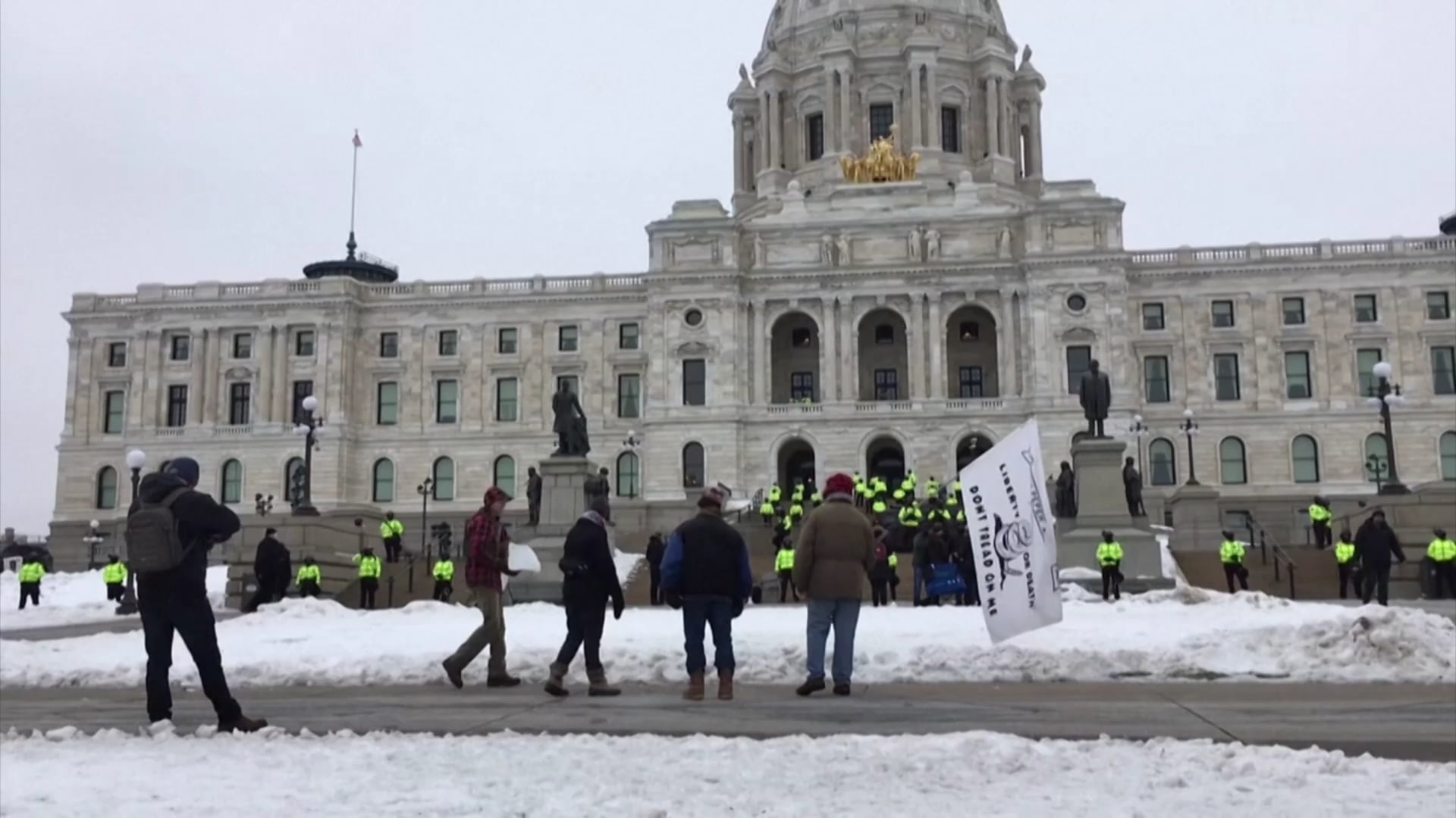 Tin Buổi Trưa | 18/01/2021