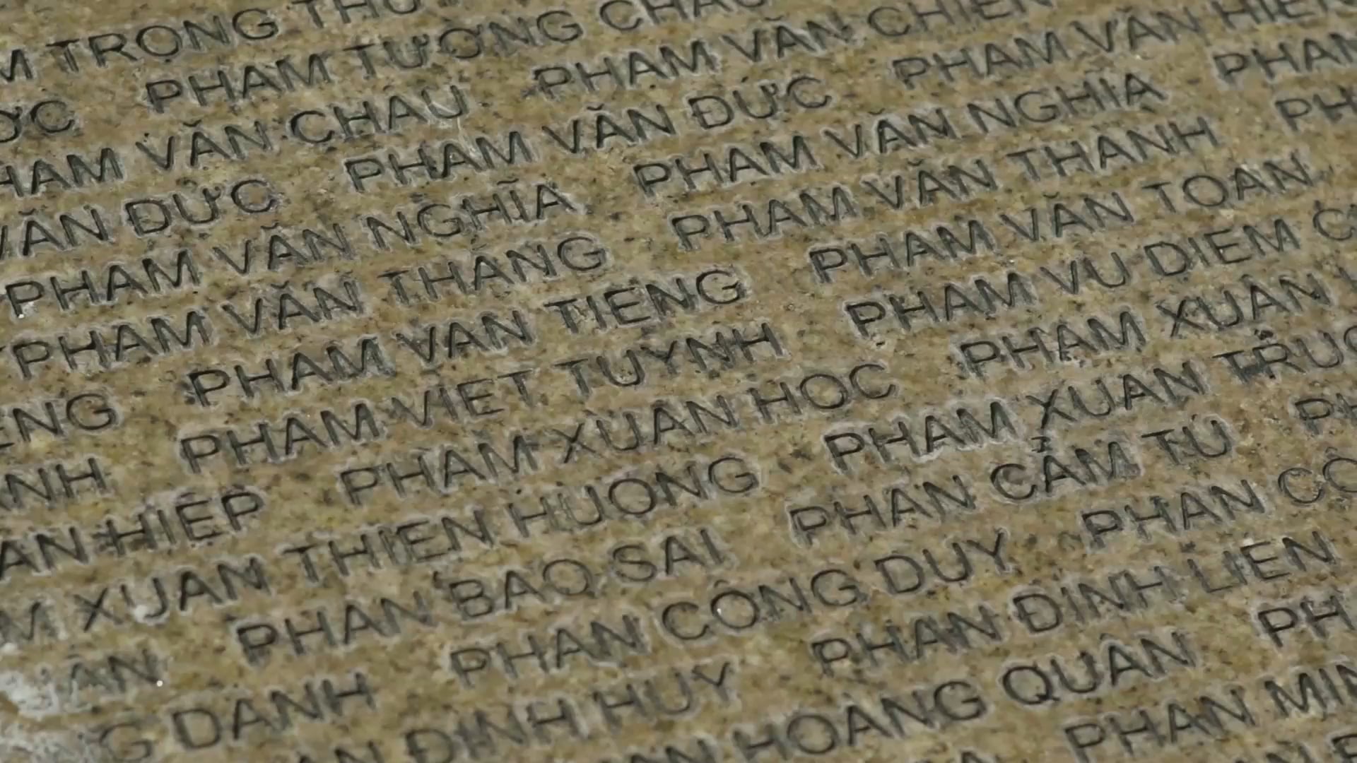 40 Năm Nhìn Lại - Phần 9