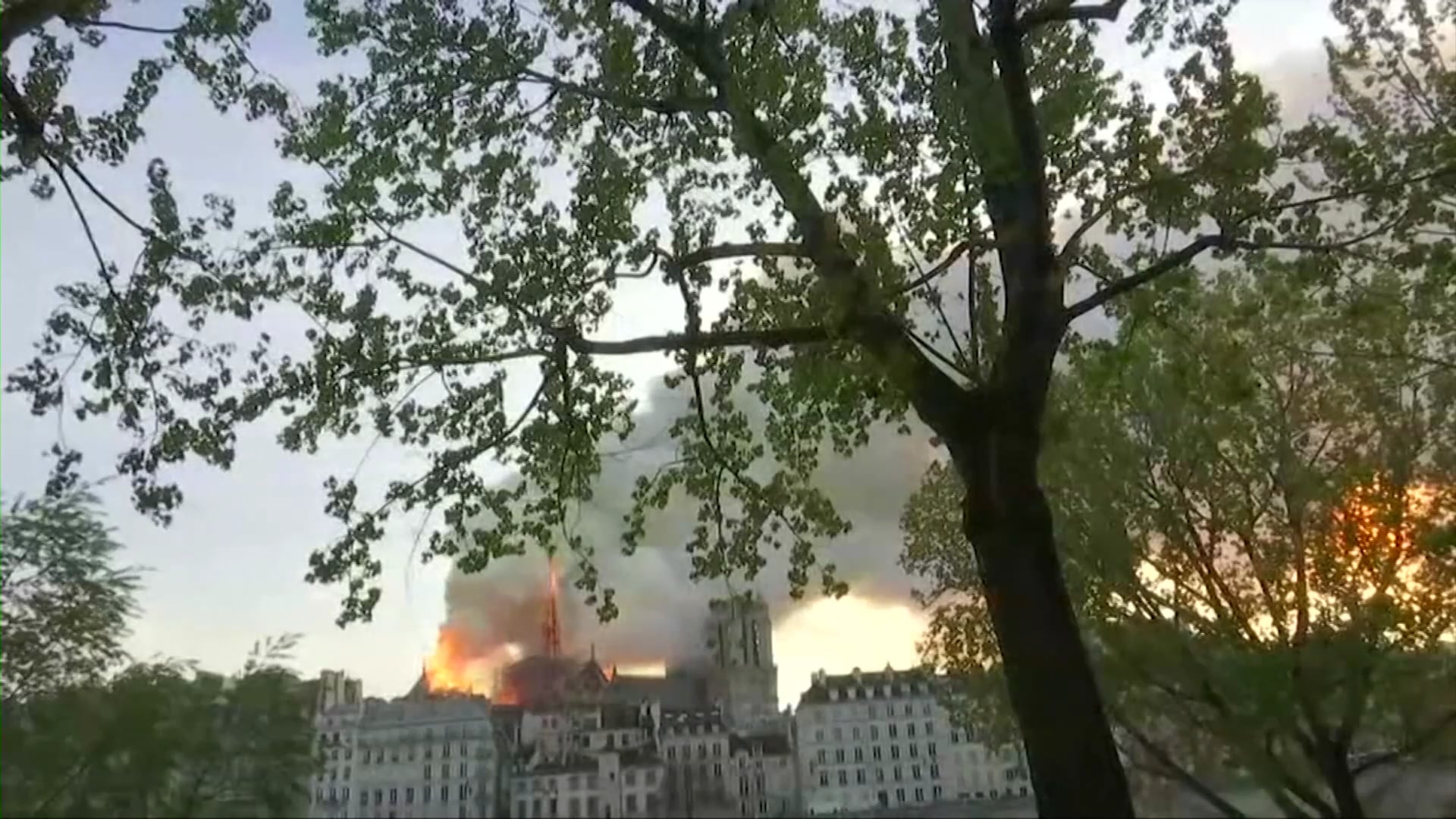 Victoria Tố Uyên Show | 17/04/2019