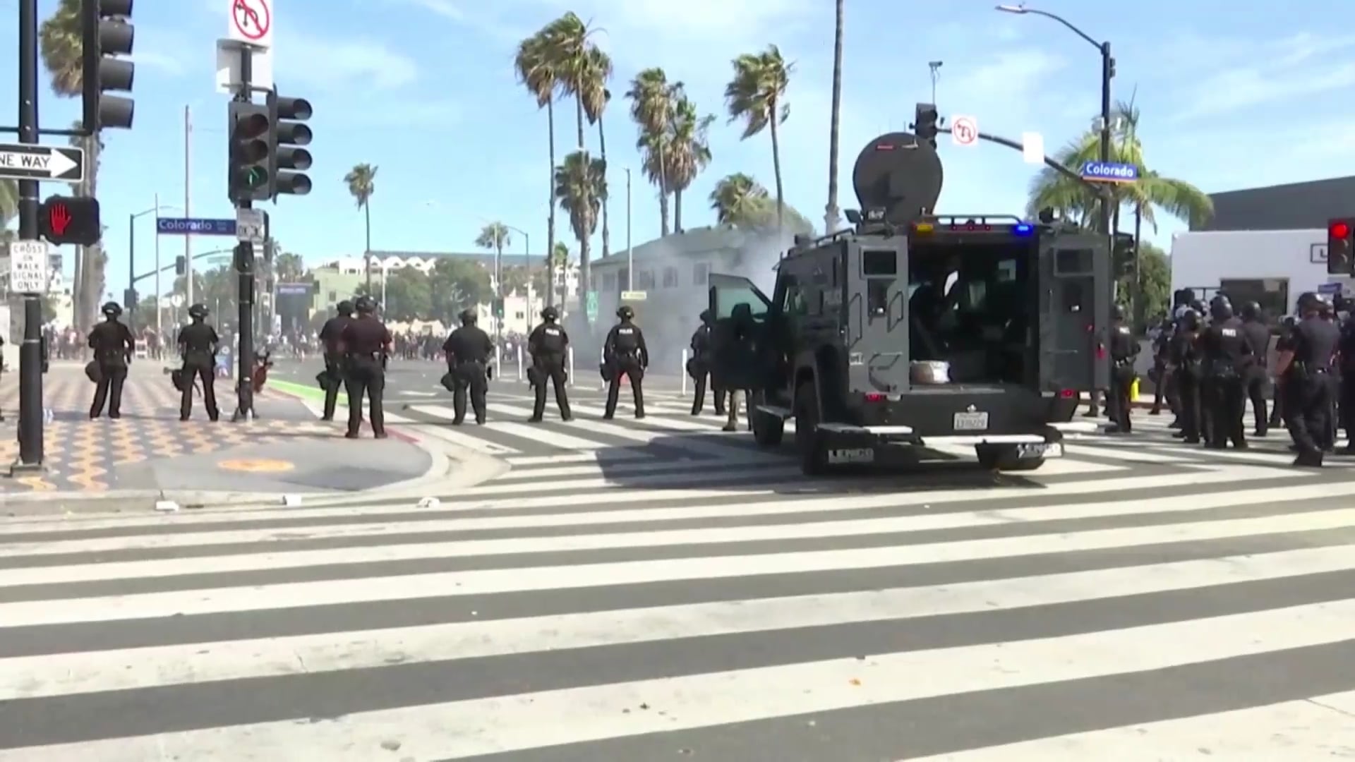 Bình Luận Tin Tức | 02/06/2020