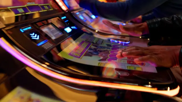 Hollywood First Look | 17/4/2026