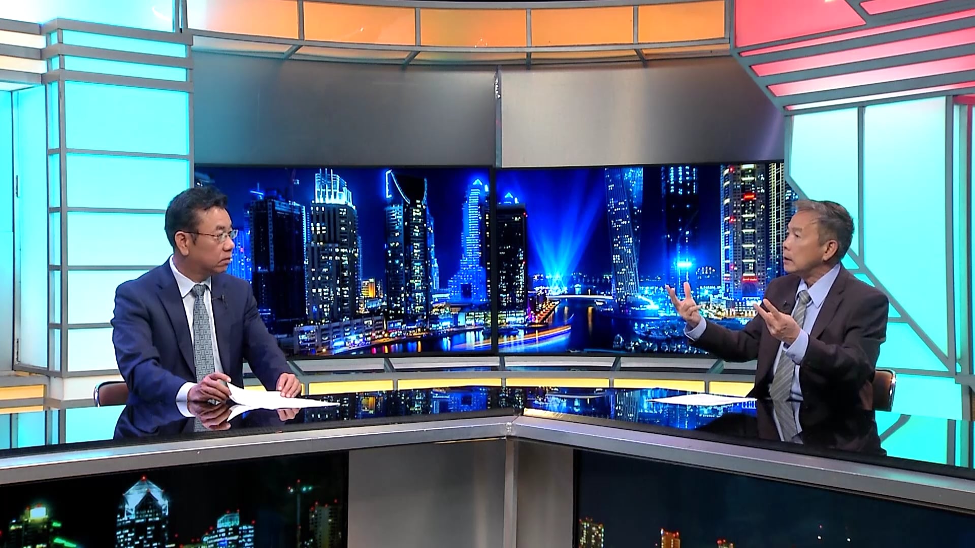 Bình Luận Tin Tức | 23/06/2020