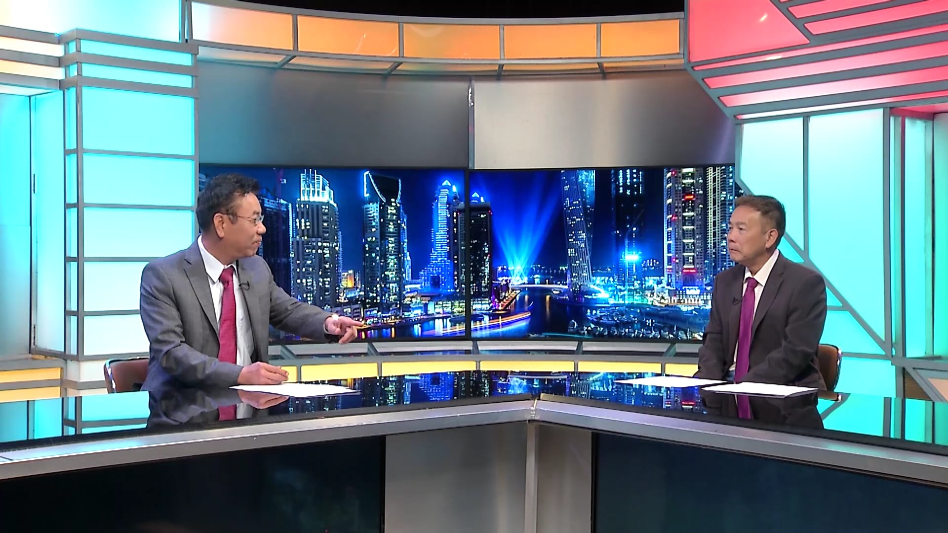 Bình Luận Tin Tức | 14/07/2020